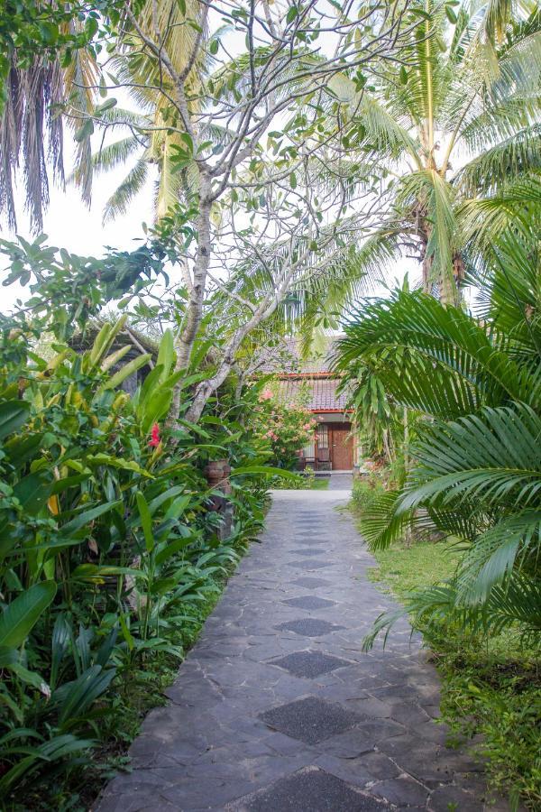 Matahari Inn Kuta  Exterior foto